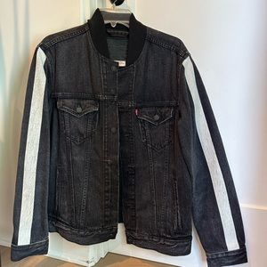 Levi’s Men’s Jacket size M